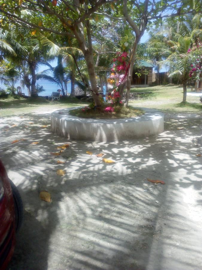 John Lhea Beach Cottages Siquijor Bagian luar foto