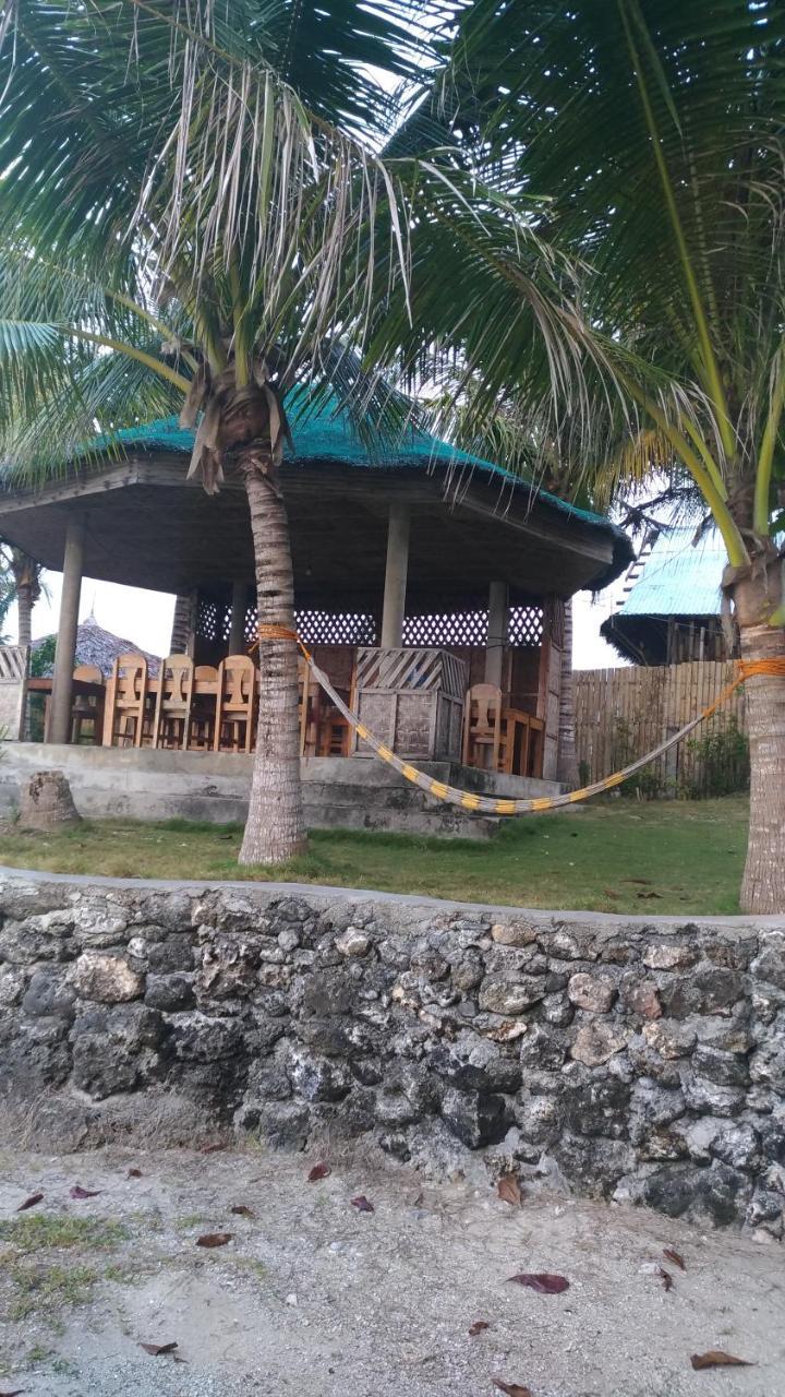 John Lhea Beach Cottages Siquijor Bagian luar foto